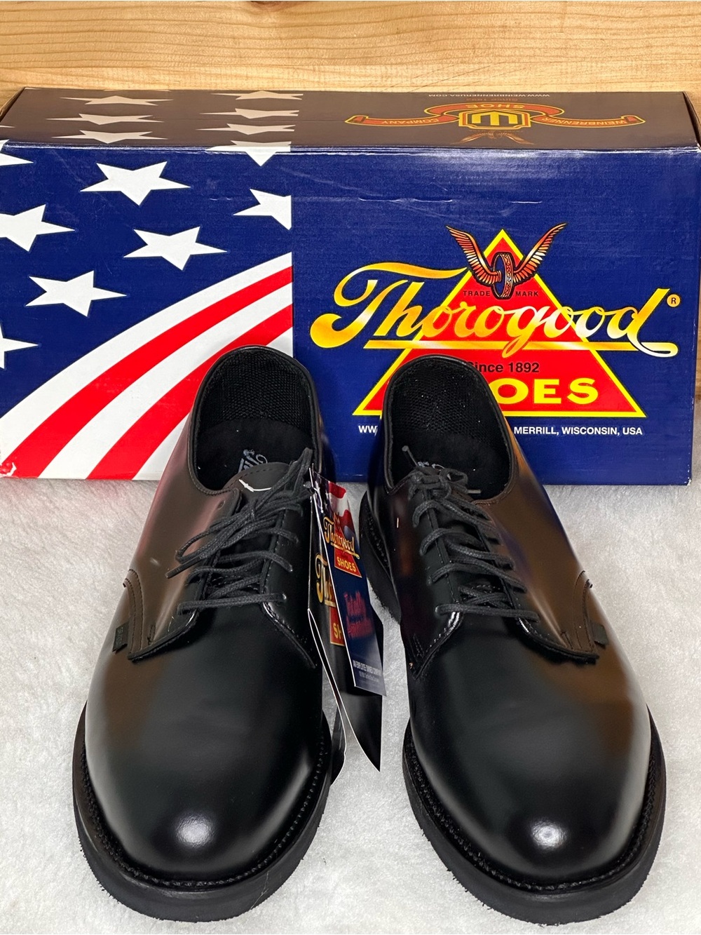 Thorogood Men's Classic Leather Oxford Shoes with Vibram EVA Outsole Size 12 W